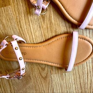 Sandles with ankle strap